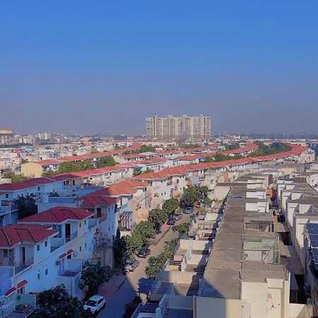 Paramount Golforeste Villas Studio Oak Pine نويدا الكبرى المظهر الخارجي الصورة
